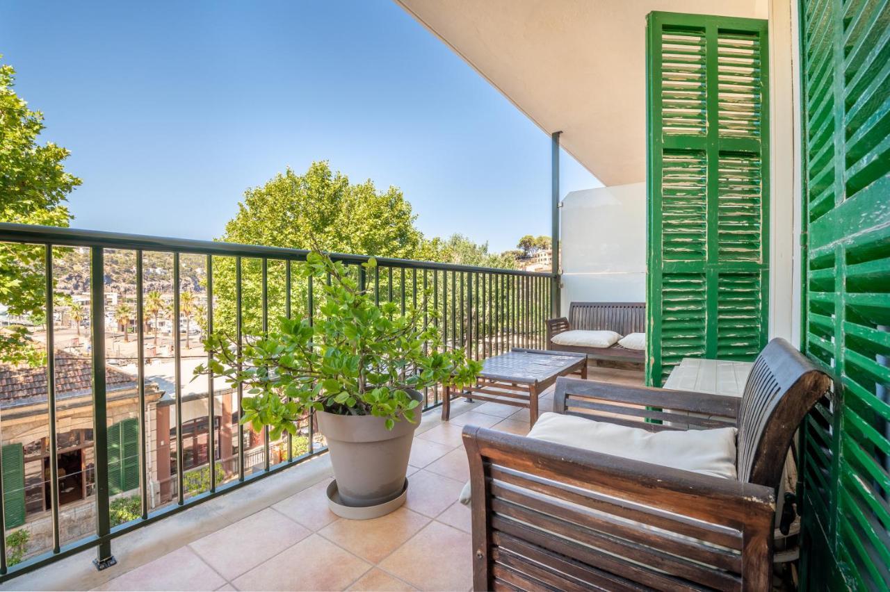 Seafront Apartment In Port Soller Puerto de Sóller Esterno foto